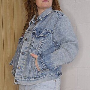 Rare VTG Levi Strauss & Co 71506–0214 USA Red Tab Thrashed Denim Jean Jacket